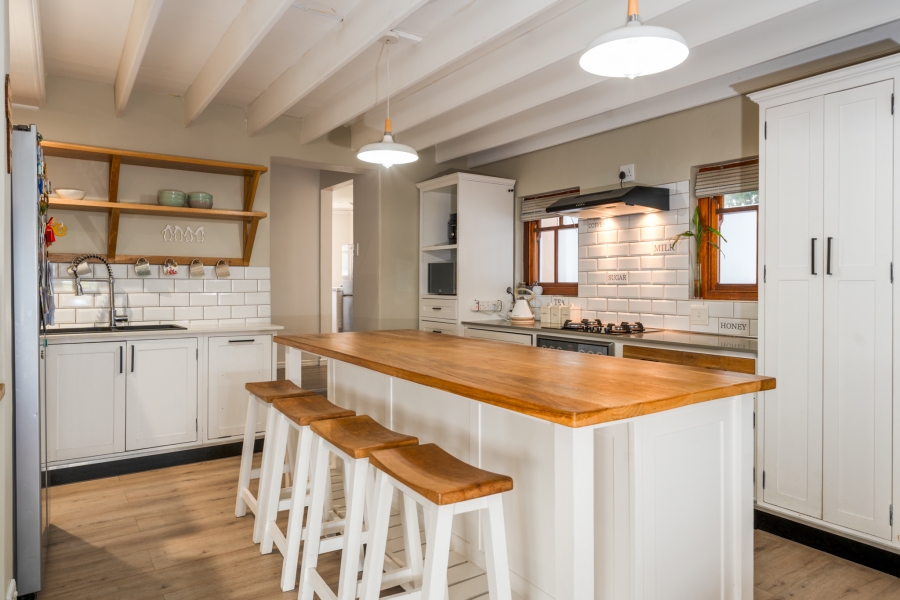 3 Bedroom Property for Sale in Noordhaven Western Cape